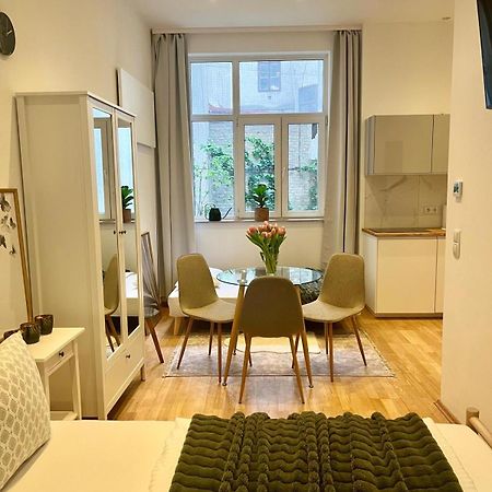 Gemuetliches Studio Apartment Viyana Dış mekan fotoğraf
